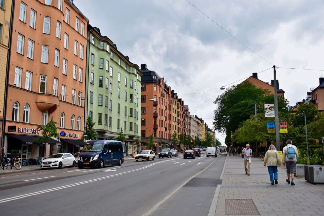 Suasana jalan Hornsgatan di Södermalm.